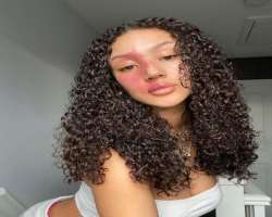 She has a birthmark on her face. She perfectly hides it with her make-up skills She has a birthmark on her face. She perfectly hides it with her make-up skills.